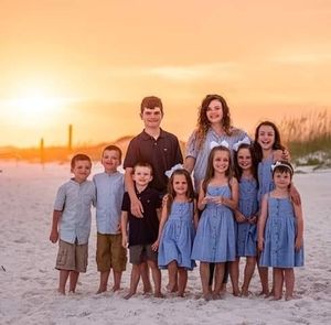 Meet your Posher, Linda